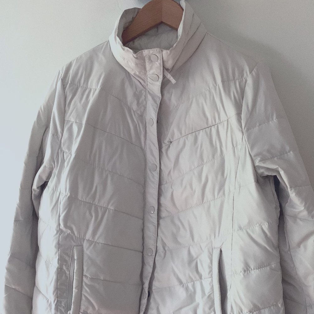 White Gap Puffer Jacket XL